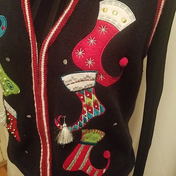 CHRISTMAS VEST W/ 6 STOCKINGS-BLACK - Picture 2 of 8